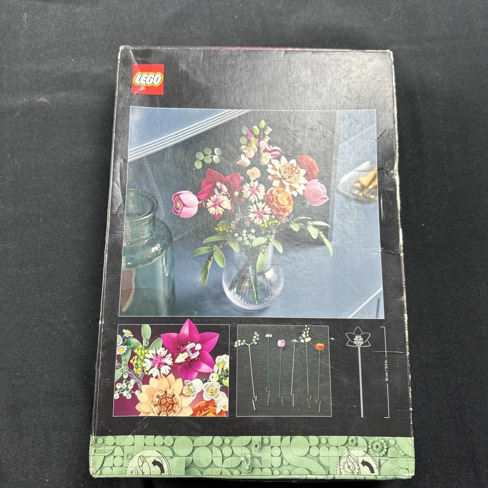 LEGO Botanicals: Pretty Pink Flower Bouquet (10342) - Picture 3 of 6